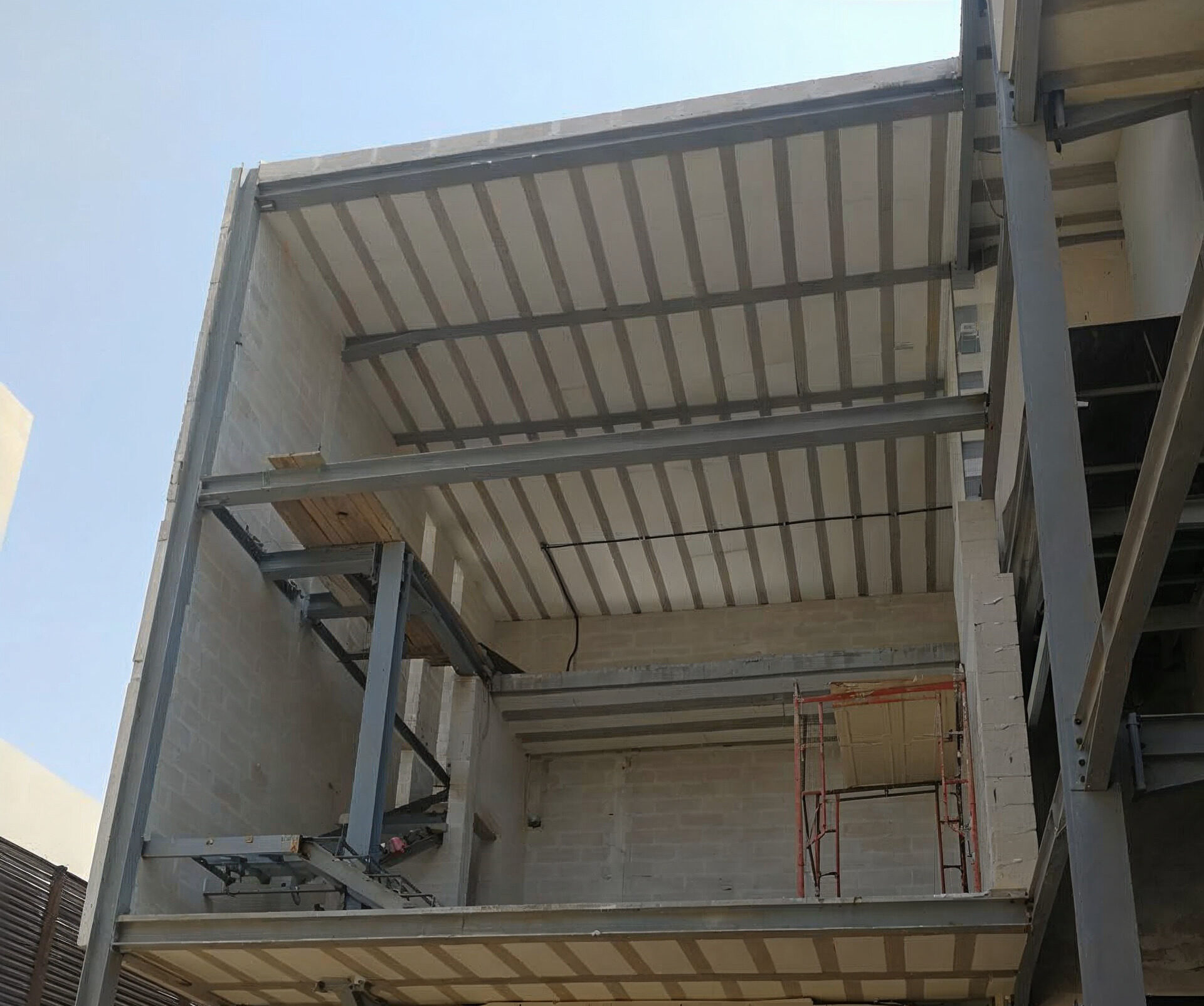 Beam & Block Steel Structure